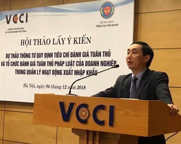 Phó Tổng cục trưởng Tổng cục Hải quan Hoàng Việt Cường phát biểu tại Hội thảo