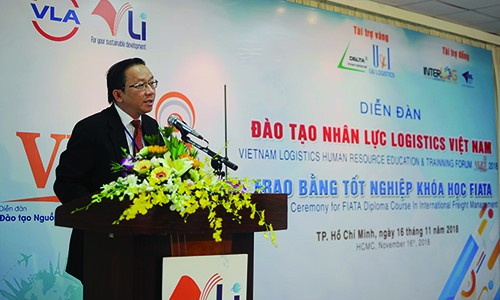 Ông Đỗ Xuân Quang, Phó Chủ tịch VLA phát biểu tại diễn đàn