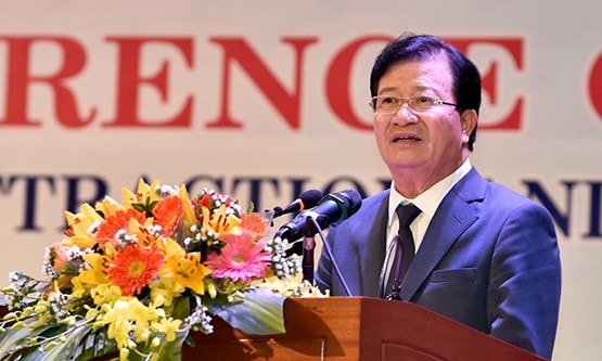 Phó thủ tướng Trịnh Đình Dũng phát biểu tại hội nghị. Ảnh: VGP/Nhật Bắc.