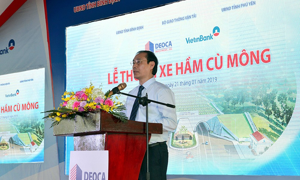Ông Lê Đình Thọ, Thứ trưởng Bộ GTVT phát biểu tại lễ thông xe hầm Cù Mông
