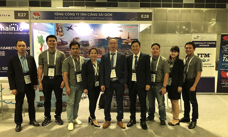 Các đại biểu Hiệp hội Doanh nghiệp dịch vụ Logistics Việt Nam(VLA) tại Hội nghị