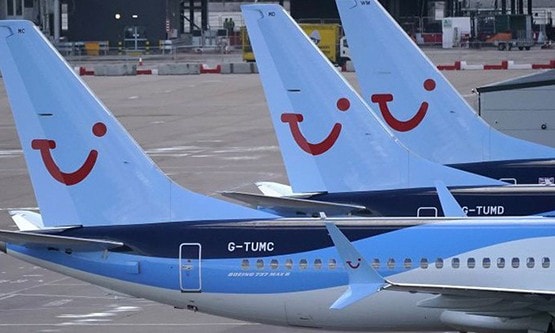 Máy bay 737 Max đậu ở sân bay Manchester, Anh, ngày 12/3 - Ảnh: Getty/CNBC