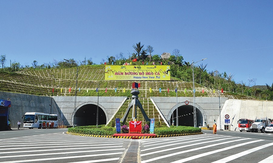 Bản đồ du lịch biển miền Trung sẽ kéo dài trên dải đất Khánh Hòa - Phú Yên - Bình Định với những đường hầm xuyên núi