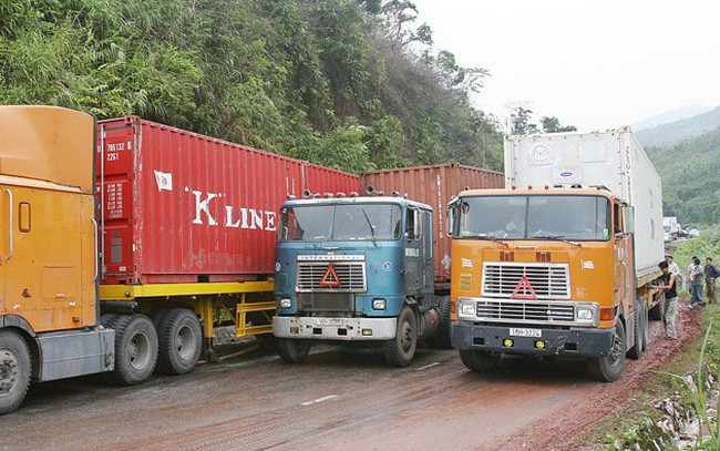 Đặc thù giao thông Việt Nam ảnh hưởng đến hoạt động của dịch vụ chuyển phát
