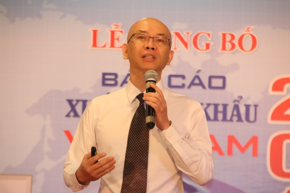 Ông Trần Thanh Hải - Phó Cục trưởng Cục Xuất nhập khẩu, Phó Chủ tịch Hội đồng biên tập Báo cáo Xuất nhập khẩu Việt Nam phát biểu tại buổi lễ