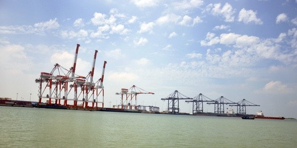 Một góc các cảng container nước sâu tại Cái Mép - Thị Vải - Ảnh: ĐÔNG HÀ