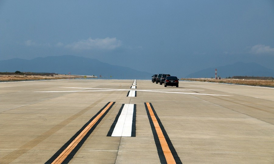 Đường cất hạ cánh số 2 đã hoàn thành đáp ứng khai thác cho các tàu bay thân rộng như: A350, B777, B787