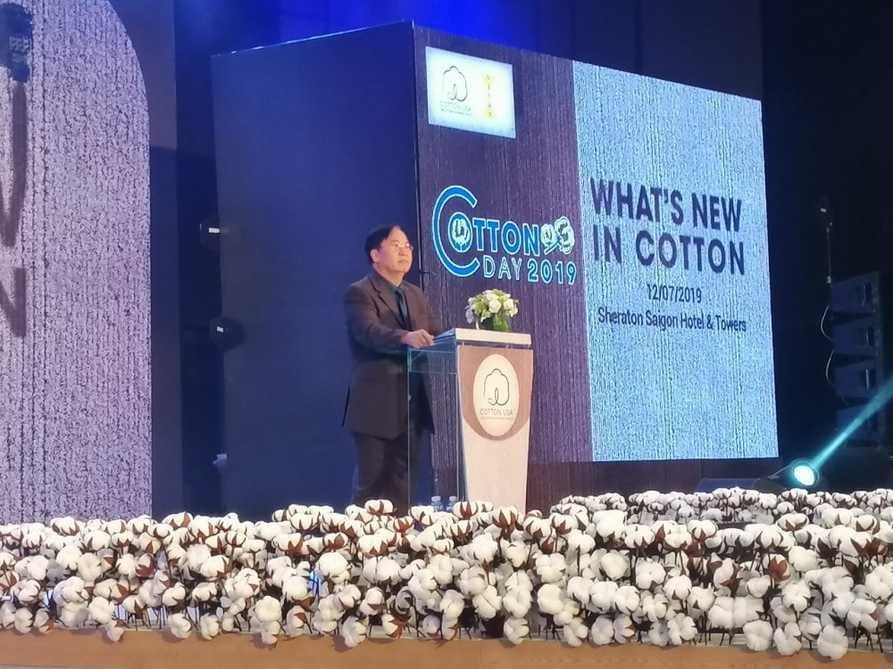 Ông Vũ Đức Giang - Chủ tịch Hiệp hội Dệt may Việt Nam phát biểu tại sự kiện 