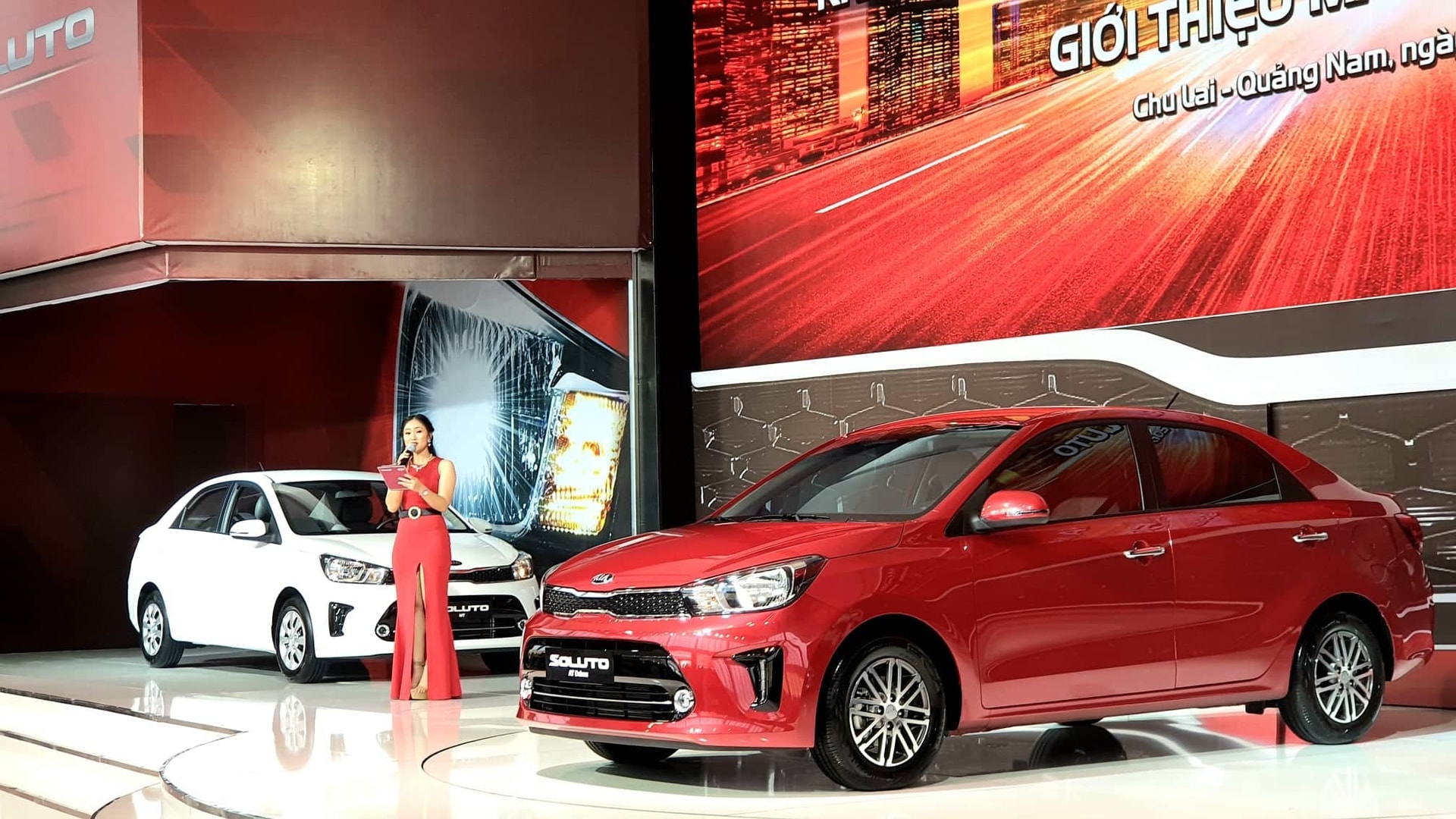 Xe Kia Soluto -  mẫu xe hoàn toàn mới thuộc phân khúc B-Sedan của KIA. 