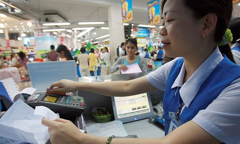 Thanh toán bằng thẻ tín dụng tại siêu thị Co.op Mart