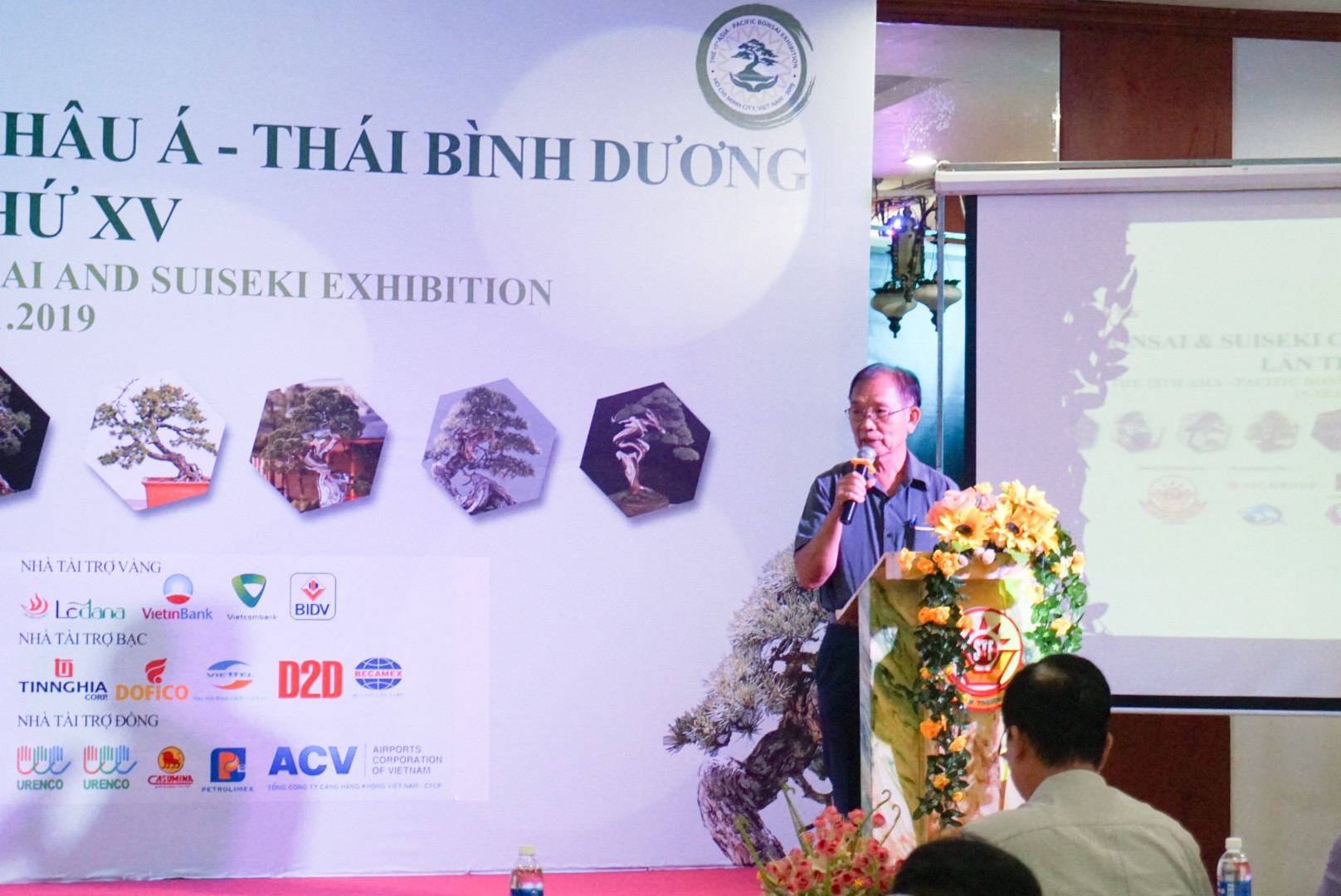 ông Trương Hoàng - Phó Chủ tịch Hội Sinh vật cảnh Việt Nam, Phó Trưởng ban tổ chức Lễ hội phát biểu tại buổi họp báo