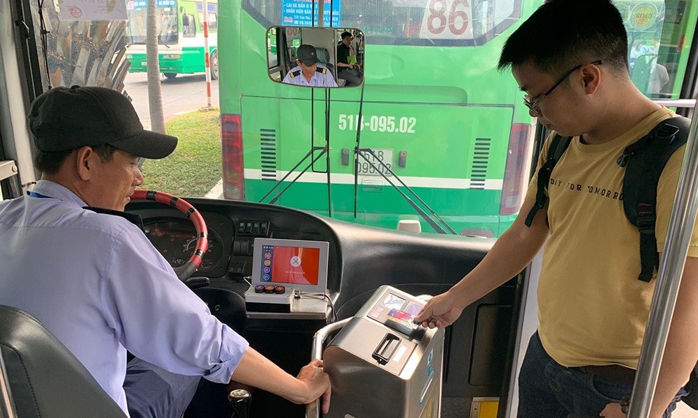 Hiện nay, Sở GTVT mới thí điểm sử dụng thẻ điện tử UniPass trên một vài tuyến xe buýt