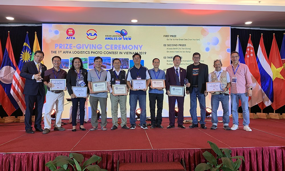 Vinh danh các tác giả đoạt giải tại Lễ trao giải Cuộc thi ảnh Logistics quốc tế tại Việt Nam lần thứ 1
