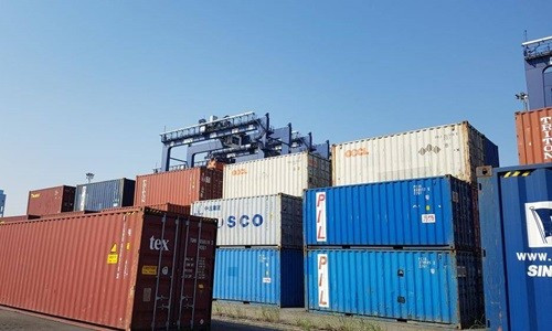 So với đầu năm 2019, số lượng container tồn đọng tại cảng biển khai báo là phế liệu và hàng đã qua sử dụng nhập khẩu đã giảm khoảng 50%