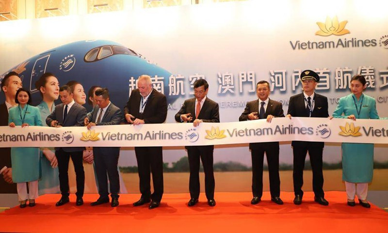Việc cắt băng khai trương đường bay Hà Nội - Ma Cao đã nâng tổng số đường bay mới mà Vietnam Airlines đưa vào khai thác trong năm 2019 lên con số 10
