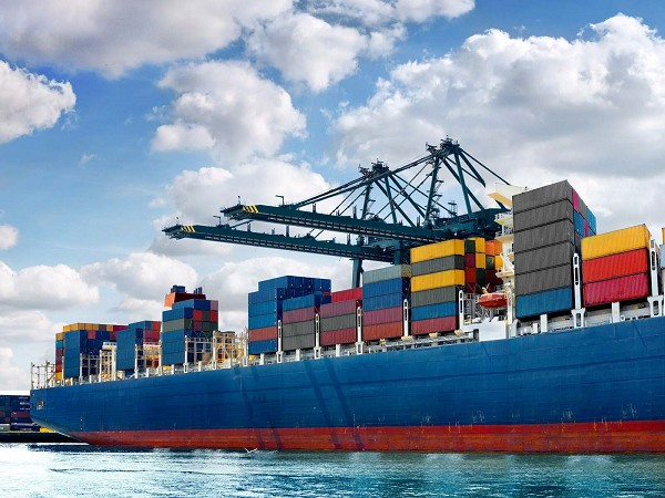 Vietnam Report công bố Top 10 công ty vận tải và logistics uy tín năm 2019
