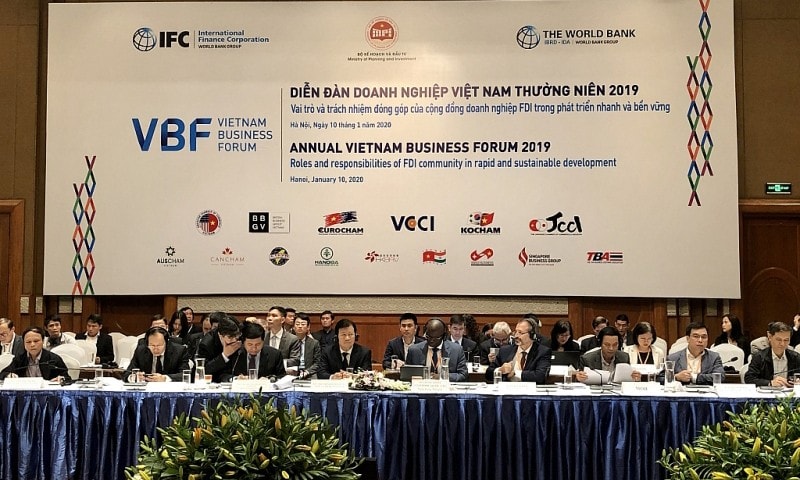 Phó Thủ tướng Trịnh Đình Dũng tham dự Diễn đàn doanh nghiệp Việt Nam (VBF) thường niên 2019