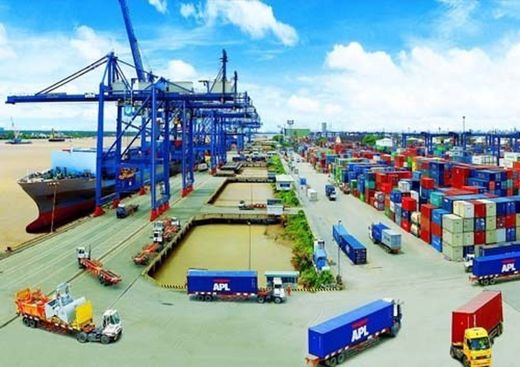 TP. HCM thu ngân sách từ xuất nhập khẩu vượt 9,3% chỉ tiêu