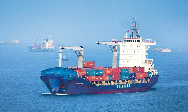 Phó Thủ tướng yêu cầu các bộ, ngành liên quan nghiên cứu cơ chế về nguồn vốn, tiếp tục rà soát, cắt giảm điều kiện kinh doanh tạo điều kiện cho DN vận tải biển Việt Nam phát triển - Ảnh minh họa
