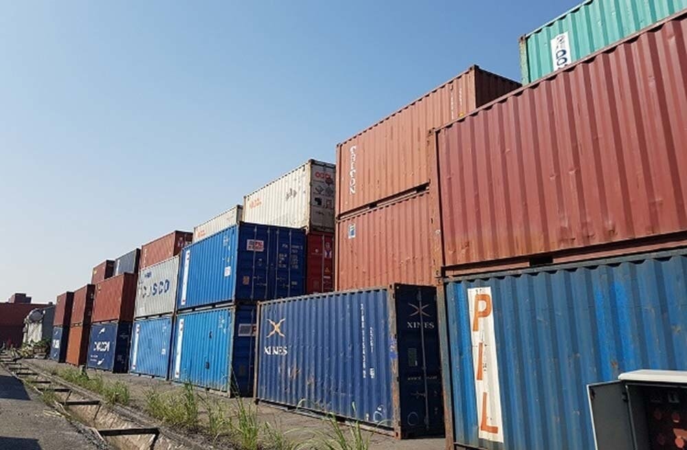 Hàng nghìn container vô chủ tồn đọng tại cảng Nam Hải - Đình Vũ (Hải Phòng)