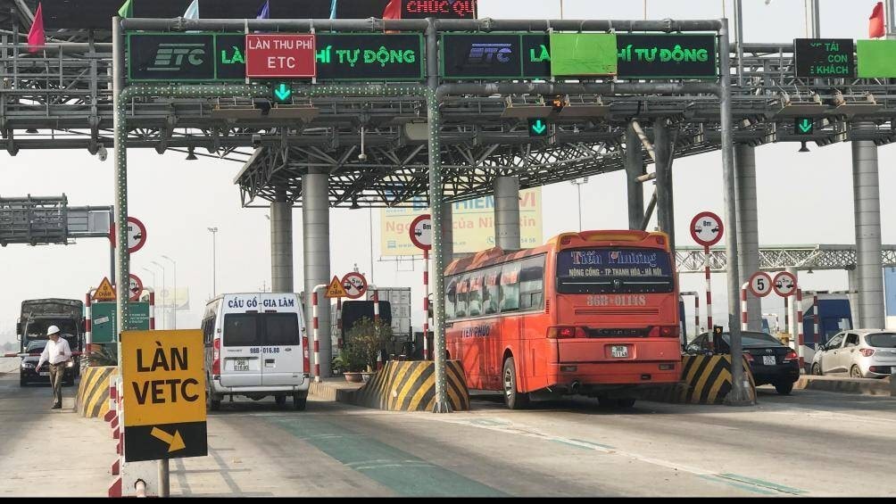Bộ trưởng Nguyễn văn Thể khẳng định, thu phí không dừng là bắt buộc, nhà đầu tư BOT nào không thực hiện sẽ dừng thu phí - Ảnh minh họa