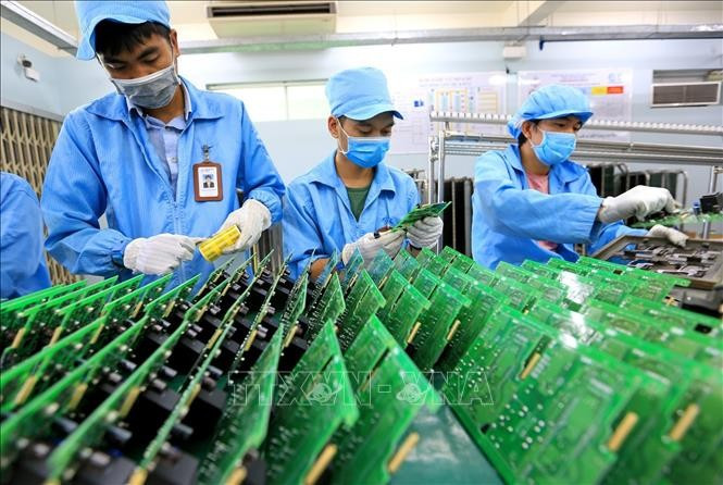Ngành sản xuất điện tử vẫn duy trì là động lực tăng trưởng xuất khẩu cho ngành chế biến chế tạo
