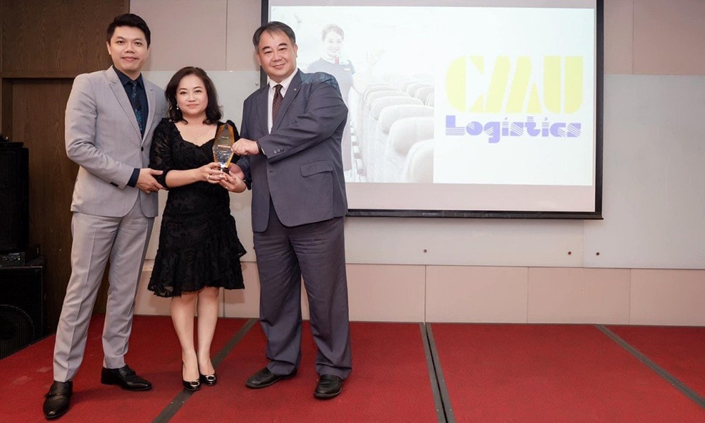 CMU Logistics quickly grasp the market and become a reputable companion of enterprises, especially domestic and international import-export enterprises.