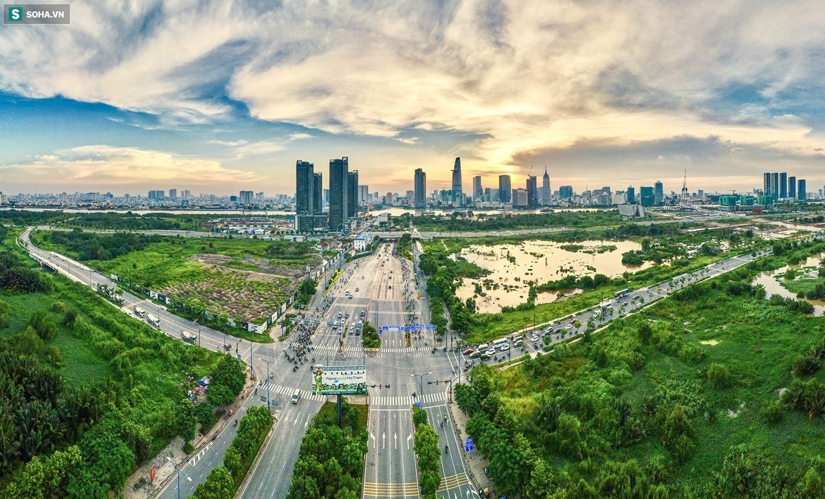 “A city in a city” - is not only a driving force for economic development but also a lever to heighten people’s living standards, it is expected to contribute 30% of GRDP of HCMC and 7% GDP of the country