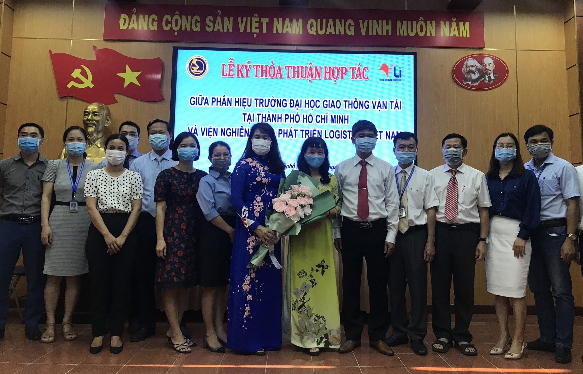 Phân hiệu Trường Đại học Giao thông Vận tải tại TP. HCM và Viện VLI khẳng định là đối tác chiến lược của nhau, đảm bảo hợp tác lâu dài, bền vững