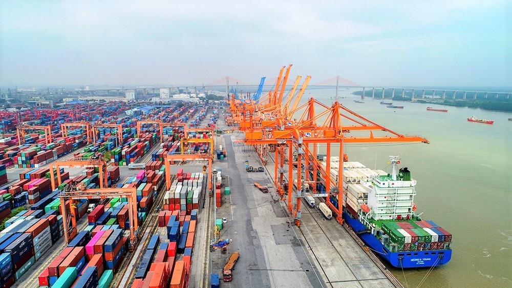 Hàng xuất nhập khẩu qua cảng biển tăng trưởng tốt