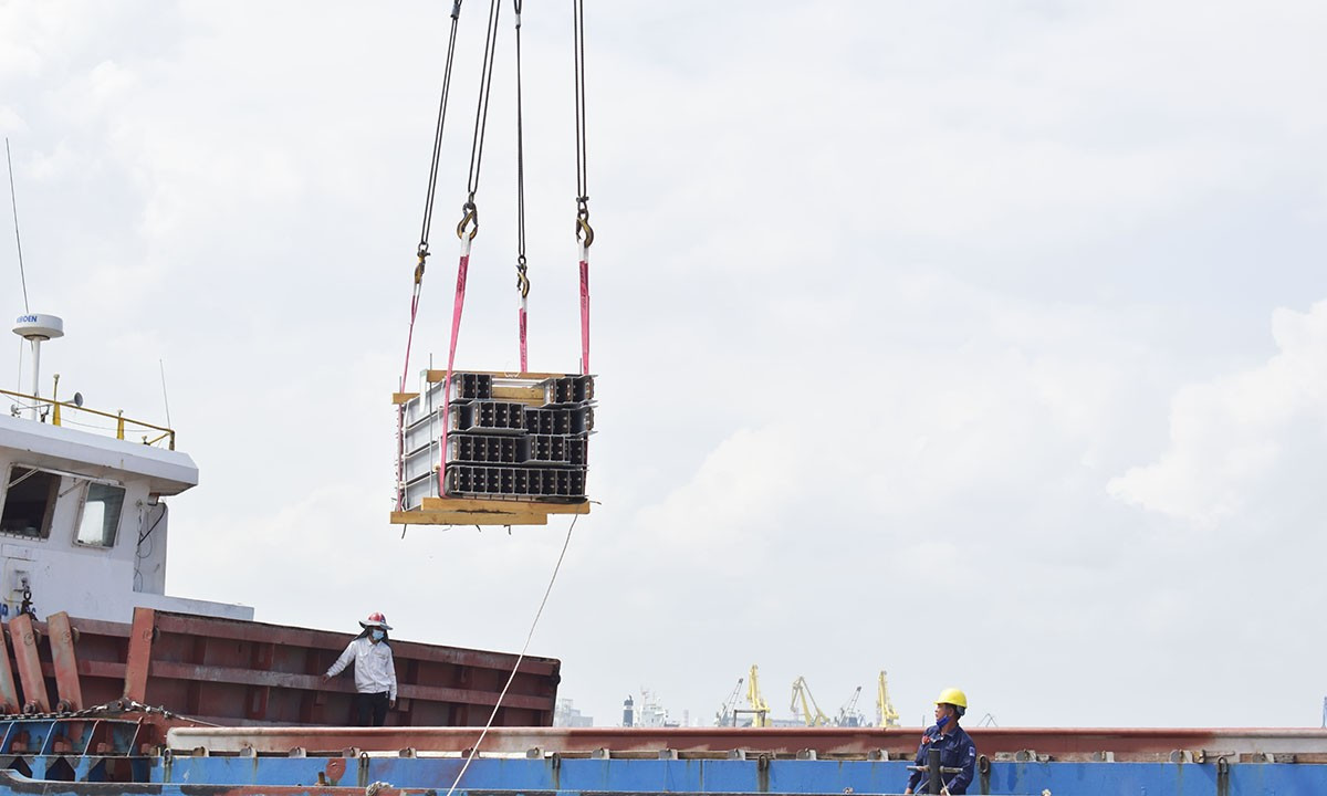The third and final shipment of the TOP Fired Heater project with a total weight of 3,772 tons was sent to Thailand’s Sriracha refinery