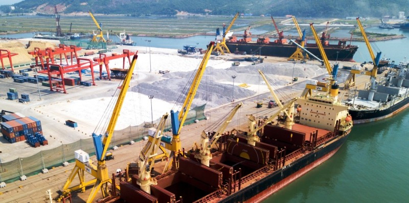 Hạ tầng cảng quốc tế Nghi Sơn ngày càng được hoàn thiện, hiện đại hóa