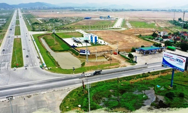 Chủ tịch UBND tỉnh Nghệ An yêu cầu các sở, ngành, địa phương đẩy mạnh công tác GPMB để thu hút đầu tư, phát triển kinh tế