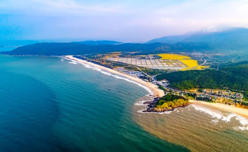 Biển Kỳ Nam - nơi được đề xuất đầu tư dự án Khu đô thị du lịch 4.000 tỷ đồng - Ảnh: Thanh Hải