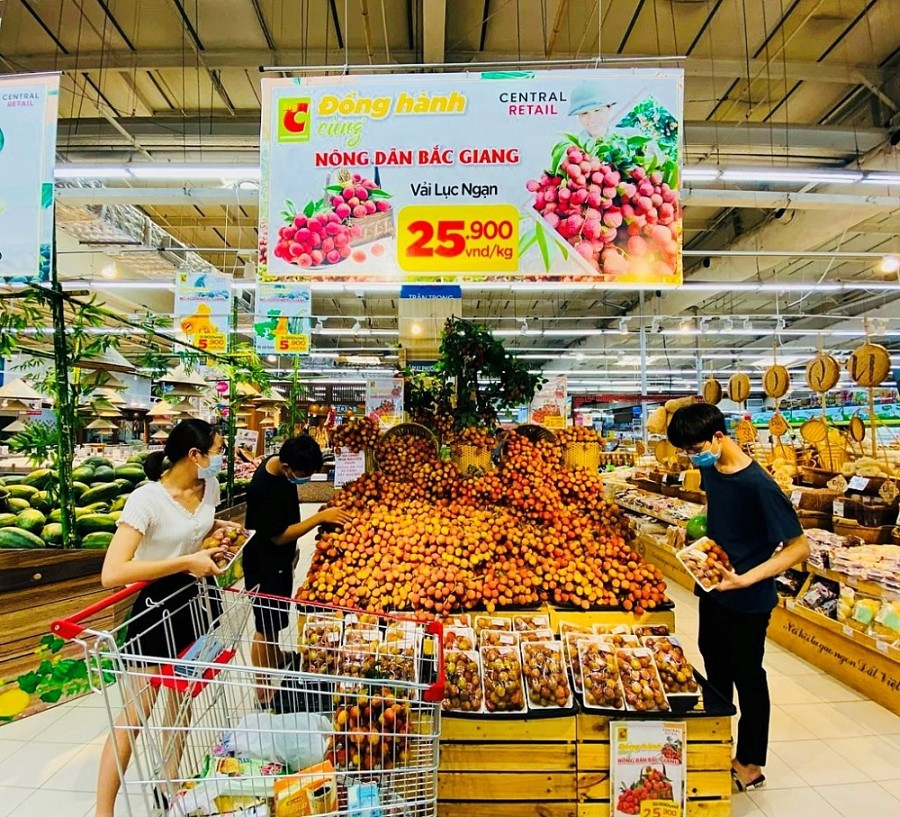 Vải thiều Lục Ngạn được đẩy mạnh tiêu thụ ở siêu thị nội địa