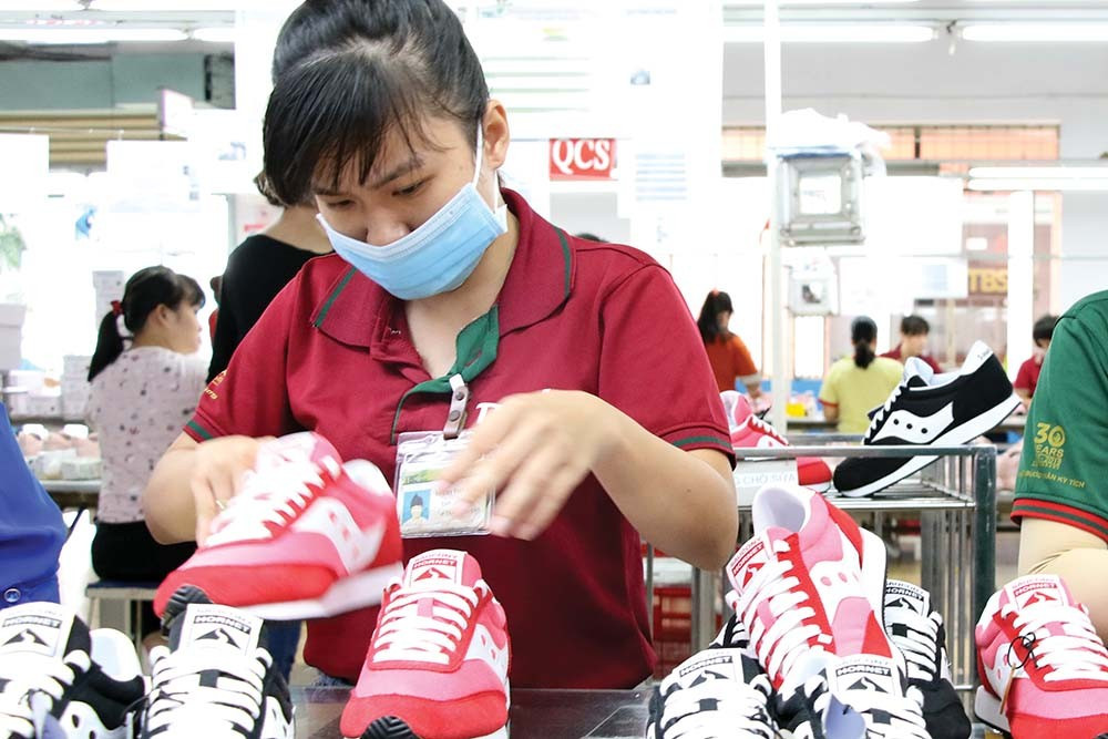 Giày dép nằm trong danh mục các mặt hàng xuất khẩu của Việt Nam có những chuyển biến tích cực nhờ EVFTA. Ảnh: L.T