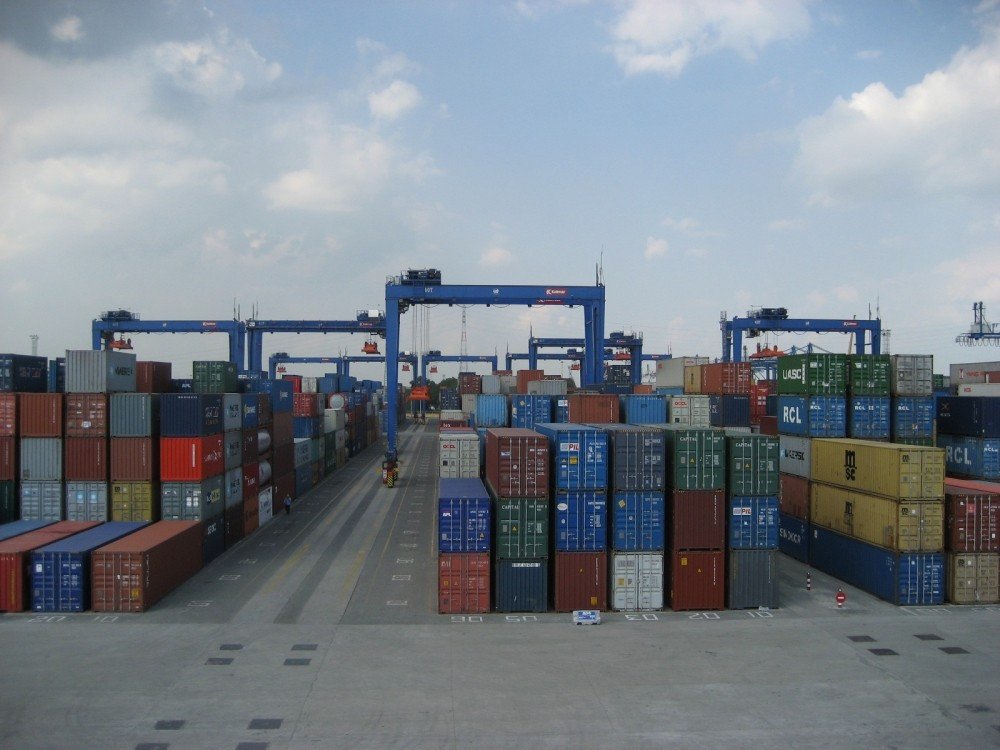 TP. HCM lùi thời gian thu phí trong khu vực cửa khẩu cảng biển đến tháng 10/2021