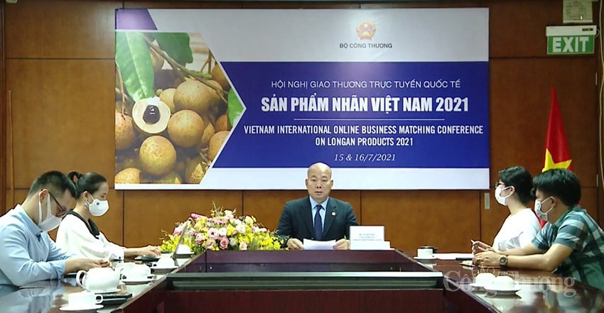 Hội nghị “Giao thương trực tuyến quốc tế sản phẩm nhãn Việt Nam năm 2021” điểm cầu tại Cục Xúc tiến thương mại