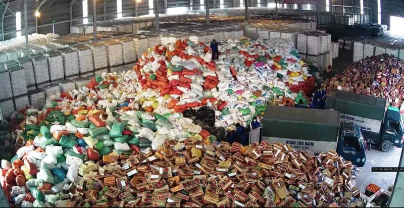 Sau gần một tuần phát động, tỉnh Thanh Hóa đã tiếp nhận được hơn 1.600 tấn nhu yếu phẩm cho tâm dịch Thành phố Hồ Chí Minh - Ảnh: Đình Hưng
