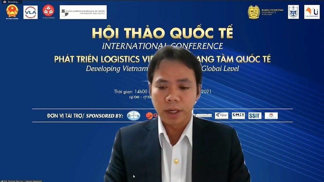 Ông Trương Tấn Lộc, Giám đốc Marketing Tổng Công ty Tân Cảng Sài Gòn đề xuất các giải pháp phát triển cụm cảng Cái Mép - Thị Vải
