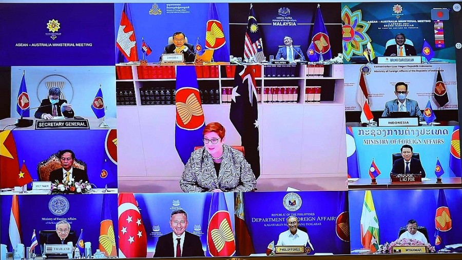 Hội nghị có sự tham dự của Bộ trưởng Ngoại giao các nước ASEAN, Bộ trưởng Bộ Ngoại giao và Phụ nữ Australia Marise Payne và Tổng Thư ký ASEAN
