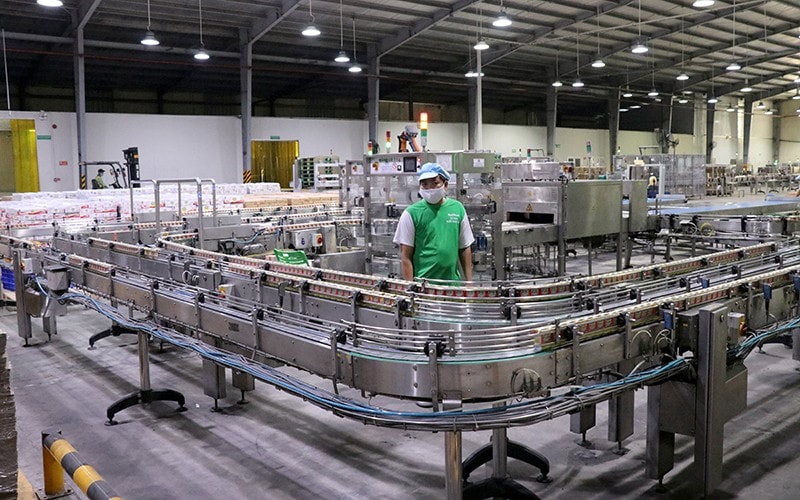Dây chuyền sản xuất tại Công ty cổ phần Thực phẩm dinh dưỡng Nutifood Bình Dương