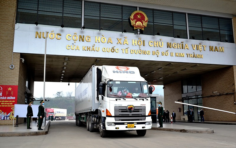 Xuất khẩu nông sản qua Cửa khẩu Kim Thành (Lào Cai)