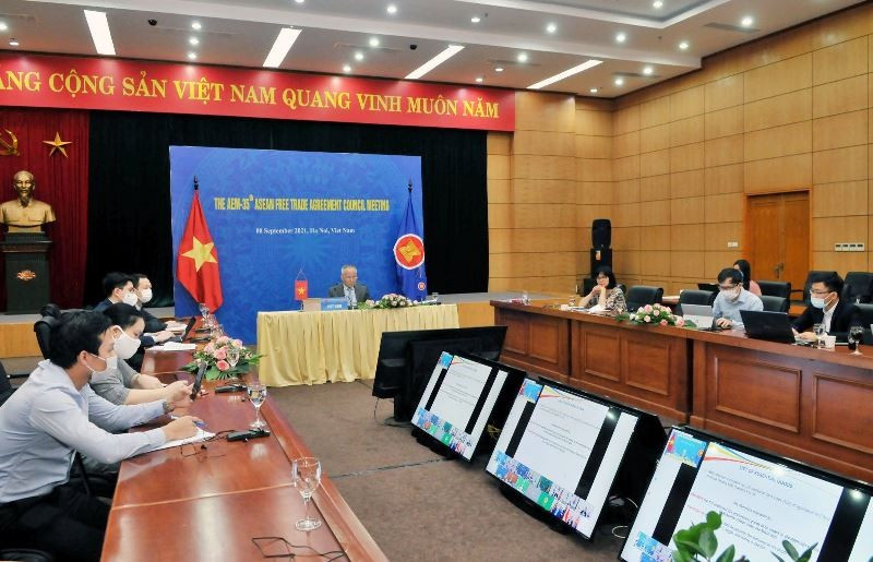 Quang cảnh hội nghị trực tuyến tại điểm cầu Việt Nam - Ảnh: T.Mai