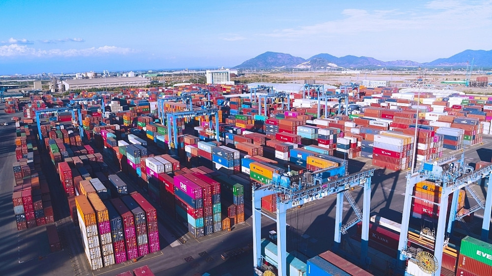Lượng tờ khai nhập khẩu phải thực hiện thủ tục kiểm tra chuyên ngành tại khu vực cảng Cái Mép - Thị Vải dự kiến sẽ tăng trưởng trên 20%/năm trong vòng 5 năm tới