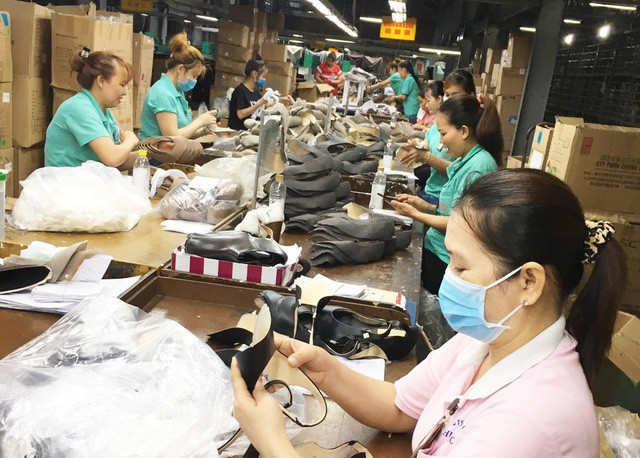 Da giày - một trong những ngành hàng xuất khẩu chủ lực của Việt Nam - Ảnh minh hoạ