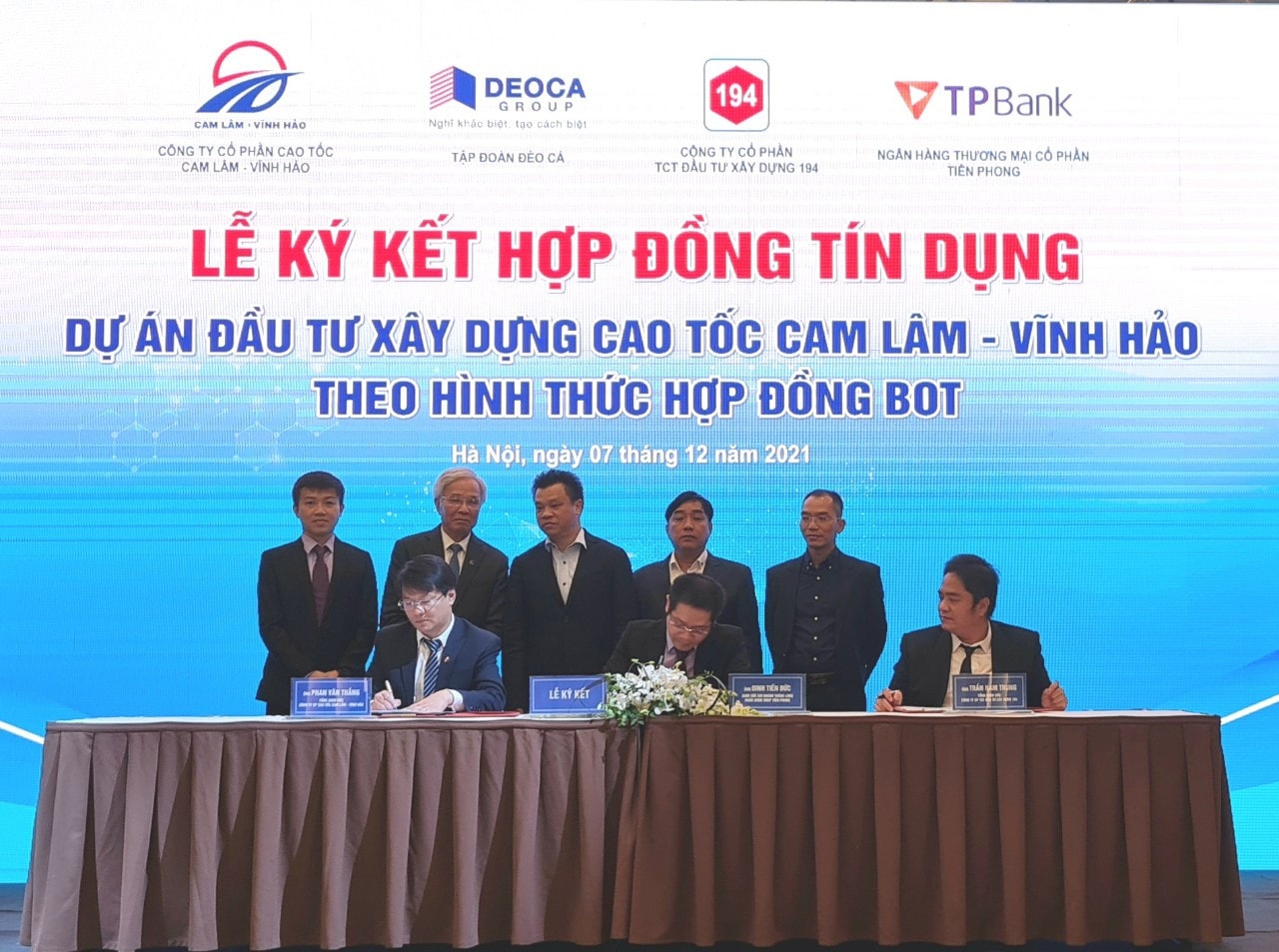 Dự án Cam Lâm - Vĩnh Hảo hiện đã thu xếp được nguồn vốn, tuy nhiên vẫn chưa thể đẩy mạnh thi công do nguồn cung vật liệu xây dựng đang rất khan hiếm