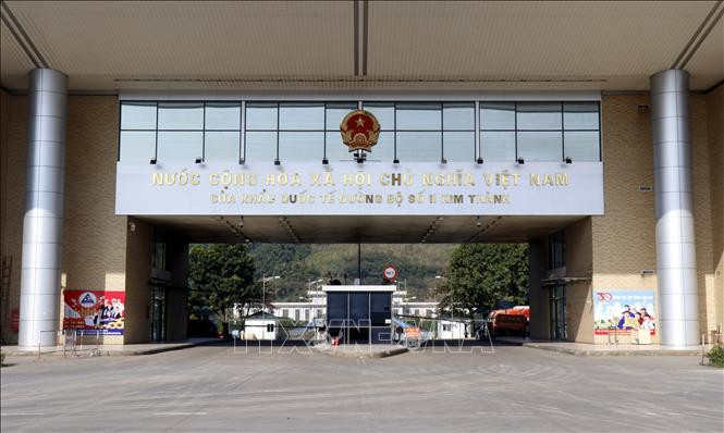 Cửa khẩu quốc tế Kim Thành - Lào Cai vắng lặng do phía Trung Quốc tạm dừng hoạt động xuất nhập khẩu