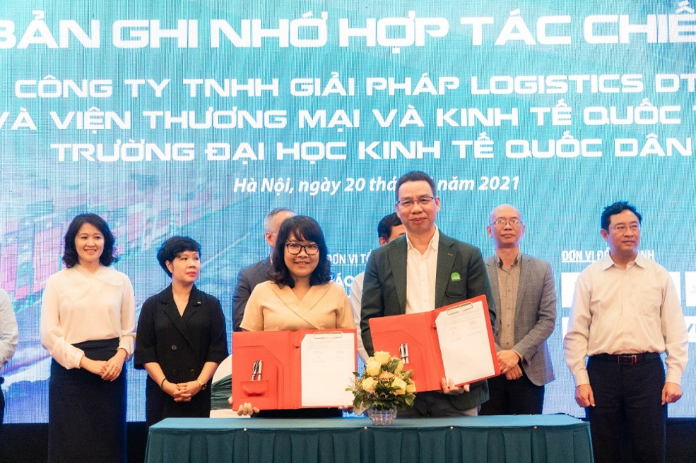 Thúc đẩy sự phát triển và năng suất của khách hàng luôn được xem là ưu tiên hàng đầu của DTK