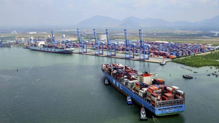 Những tháng đầu năm 2022, cảng biển Việt Nam vẫn ghi nhận sự tích cực về khối lượng hàng hóa thông qua, trong đó, hàng container nhập khẩu ghi nhận đà tăng mạnh - Ảnh minh họa